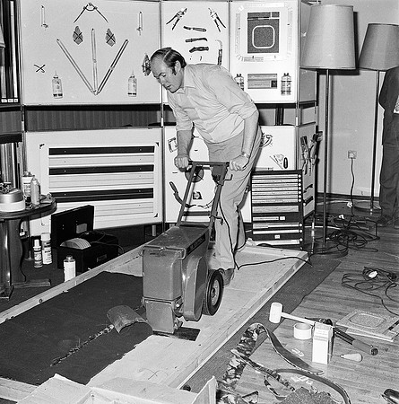 Floor laying expo Mt Brandon 70's (1)