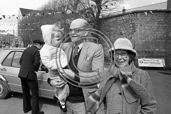 Blessing of Babies 1986 (2)