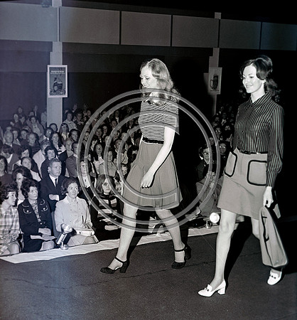 Lyons Fashion show Ballybunion 70's (1)
