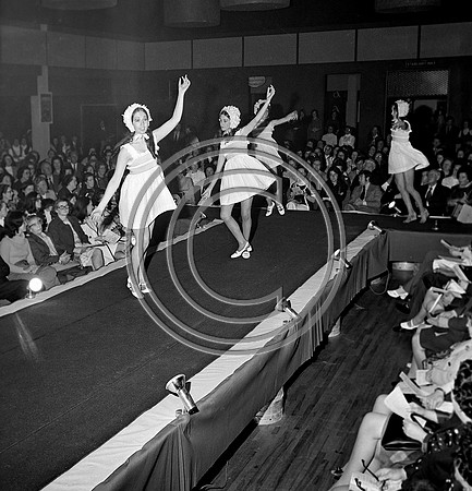 Lyons Fashion show Ballybunion 70's (3)