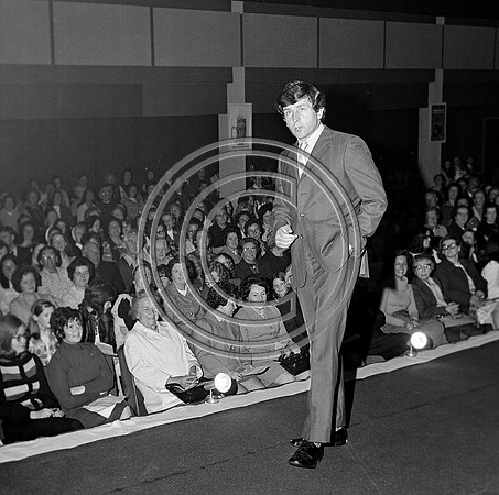 Lyons Fashion show Ballybunion 70's (4)