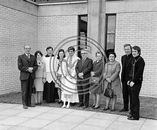 Fr Hannafin 1st mass 70's (10)