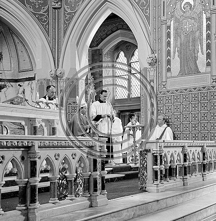 Fr McCarthy Ordination at Dominican church Tralee 70's (6)