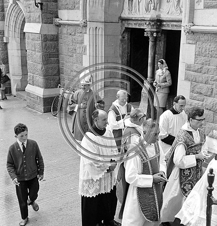 Fr McCarthy Ordination at Dominican church Tralee 70's (19)