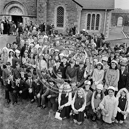 Lixnaw cHURCH CONFIRMATION 70'S (1)