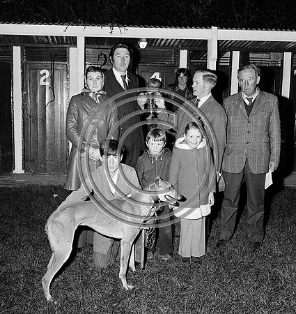 Greyhound track 1974 (4)