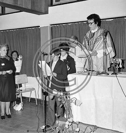 Fr Looney giving mass 70's Tralee (2)