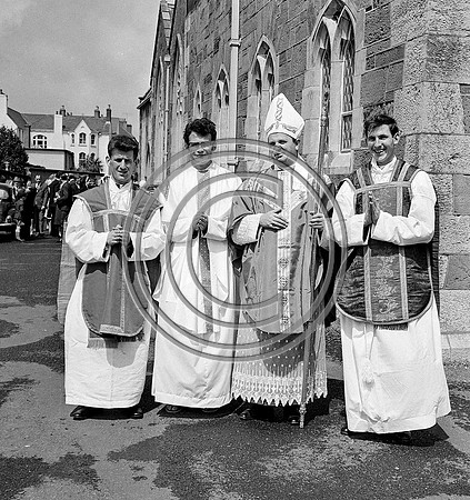 Fr O'Keeffe ordination  (1)