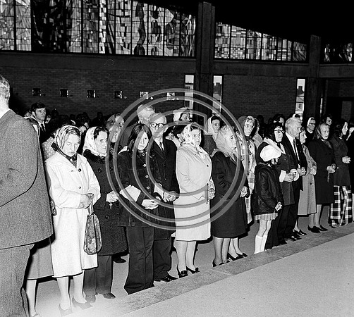 Mass St Brendans church Tralee 70's (6)