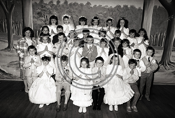 Presentation holy communion may 1989 (1)