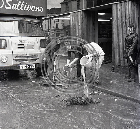 dec 1st 1973 tralee floods (1)