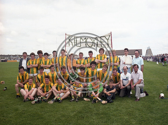 Kilmoyley hurlers1990 (1)