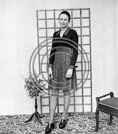 Killorglin lady portrait 70's (2)