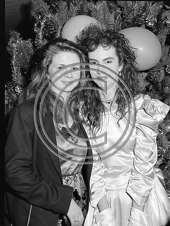 Presentation debs tralee at Earl of Desmond dec 1989 (1)