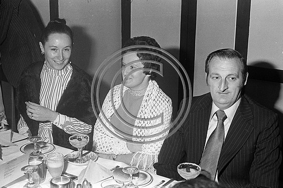 70's tralee social in benners hotel (1)